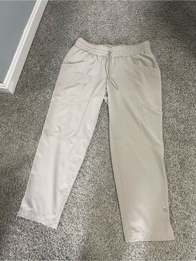 LL Bean Utility Pants Size Medium